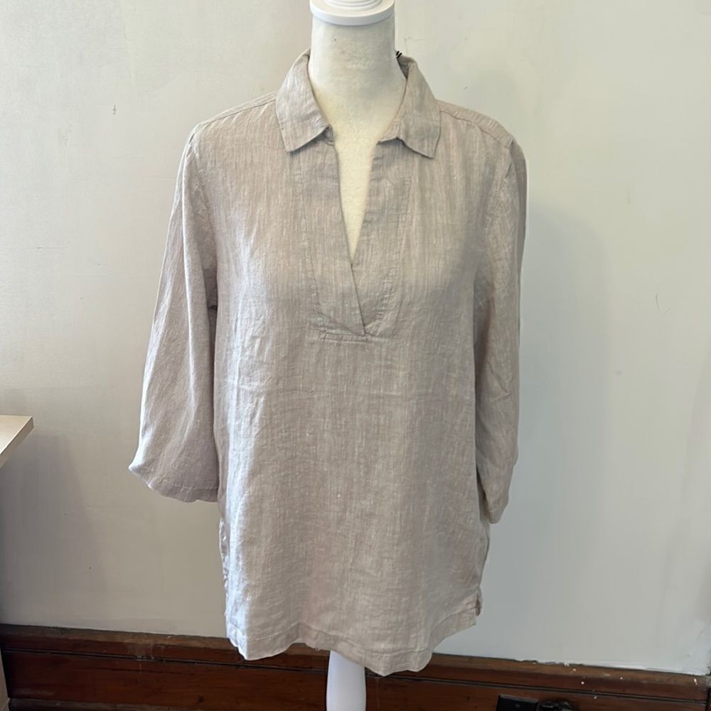 Tahari tan 3/4 length sleeve collared blouse 100% hemp Size S New